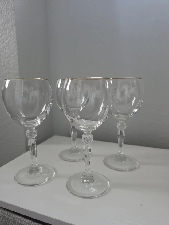 Waterford Crystal Carleton Gold-Rimmed Wine Glasses - Set of 4