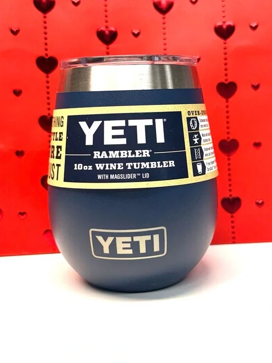 Yeti Navy Blue Wine Tumbler with Clear Lid