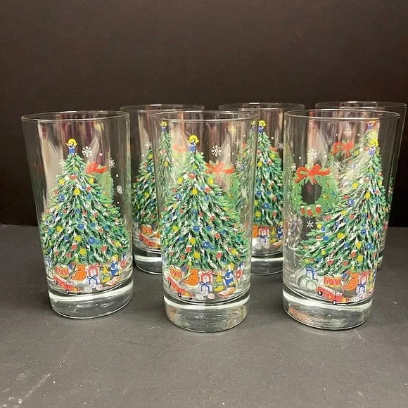 Set of 6 Christmas‎ Tree Highball Glasses Holiday Drinkware with Storage Case