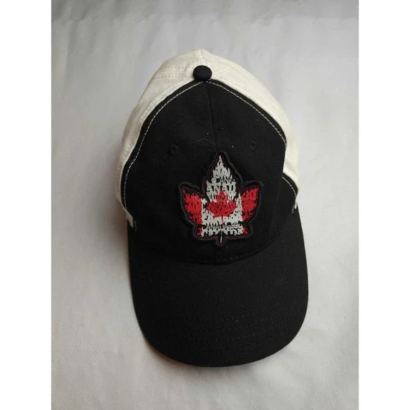 Disney Parks Epcot World Showcase Canada Hat Black Cream Plaid