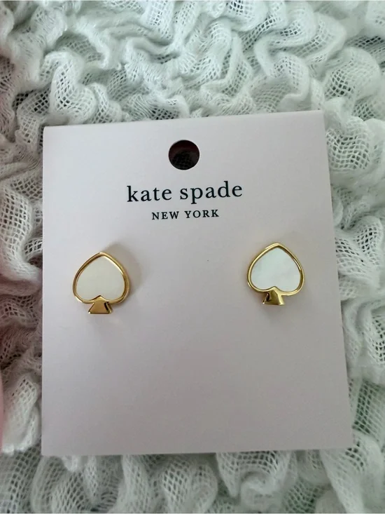 kate spade Gold and White Spade Stud Earrings with Pink Pouch