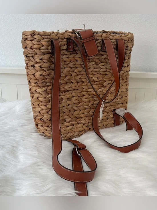 NWT Wicker Picnic Basket Convertible Backpack Purse Light Brown Tan Bag NEW