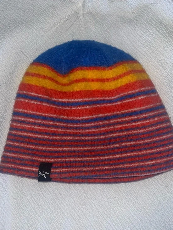 Arc'teryx Kids Striped Beanie - Blue, Red & Yellow