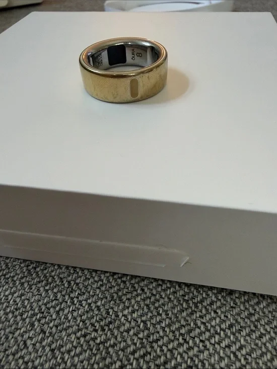 Oura Ring Gen 4 Size 8 Gold