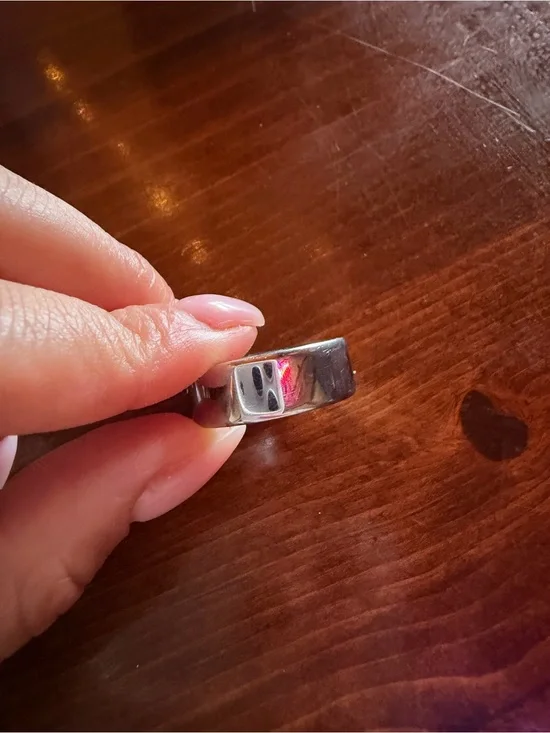 Oura Silver Smart Ring with Polished Finish