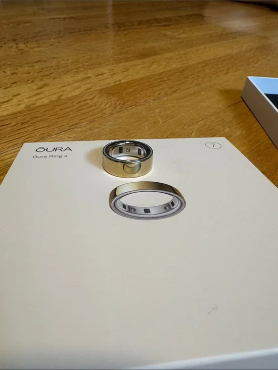 Gold Oura Ring 4