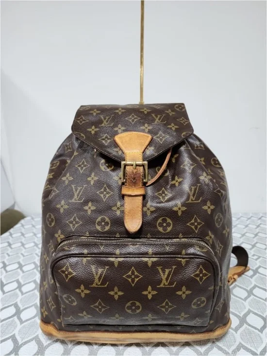 Authentic LOUIS VUITTON Monogram Montsouris GM Backpack Brown