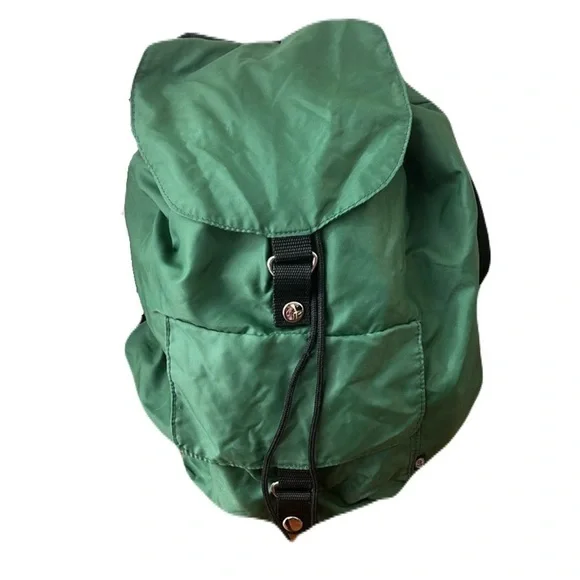 Gap green backpack lightweight
