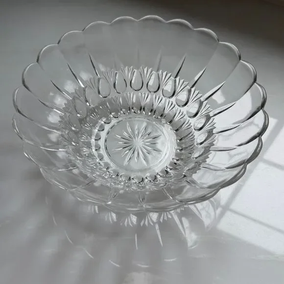 Vintage 1950's MCM Glass bowl