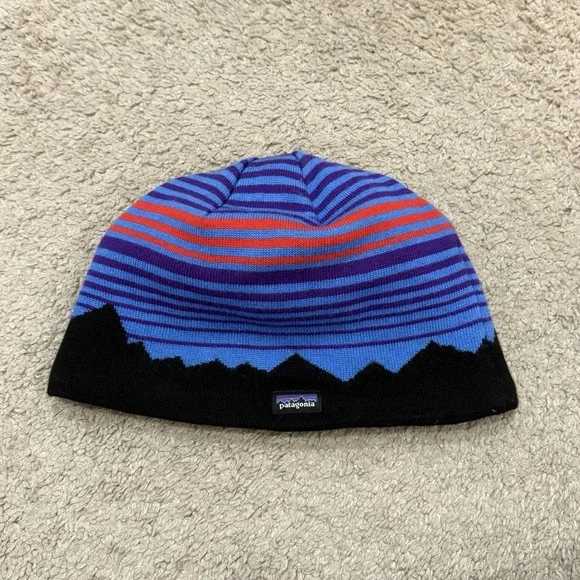 Patagonia Mountain Silhouette Beanie Knit Skull Cap Hat Striped Blue Red Black