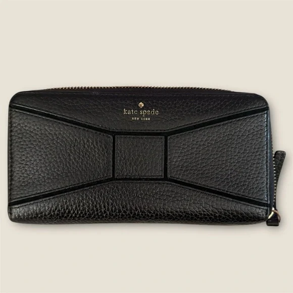 Kate Spade Black Textured Wallet
