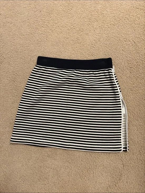 kate spade navy mini skirt with cream & gray stripe detail