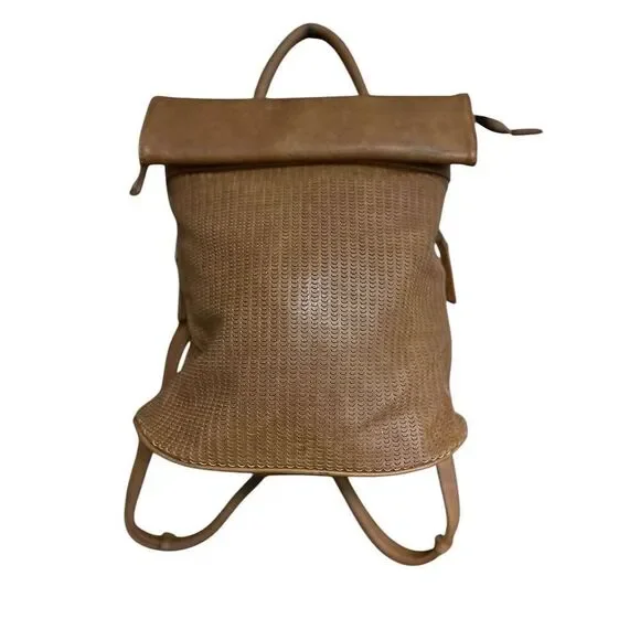 Antik Kraft Unisex Camel Brown Vegan Leather Backpack‎