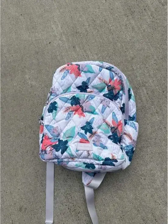 WOMEN'S VERA BRADLEY QUILTED TROPICAL FLORAL ULTRALIGHT SMALL BACKPACK