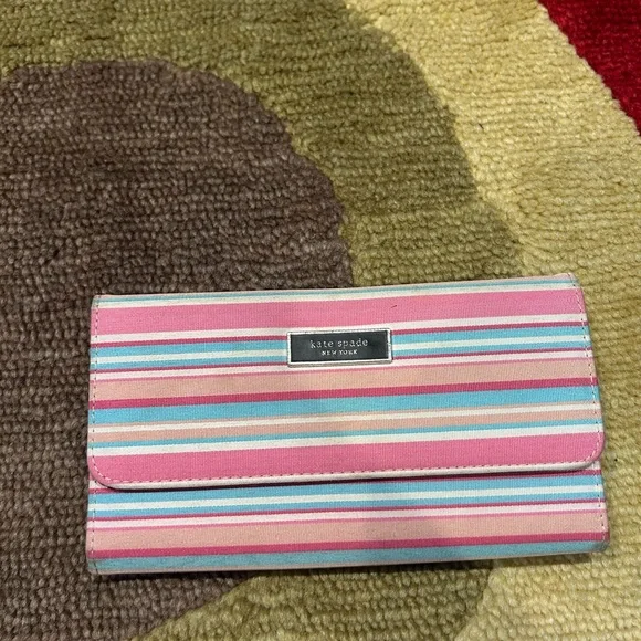 Kate Spade New York Vintage Retro Y2K Stripe Long Trifold Wallet Card Holder