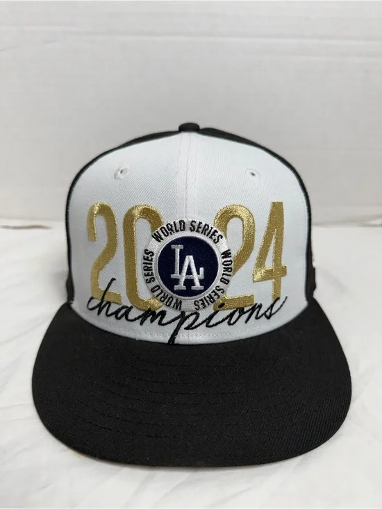 New Era Los Angeles Dodgers 2024 Champions White Black Gold Snapback Hat