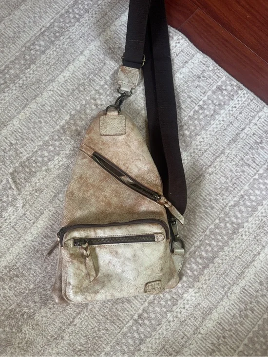 BED STÜ SLING BAG