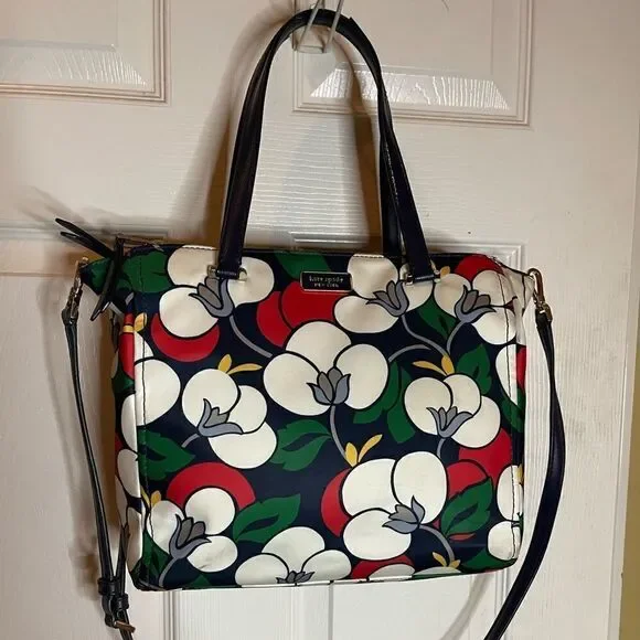 Kate Spade Dawn Breeze multi color Nylon  Medium Satchel/Shoulder bag .