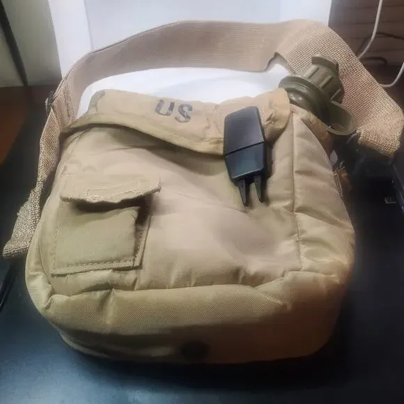 US Military 2 QT Collapsible Water Canteen Desert Tan Cover Pouch GI Strap Issue