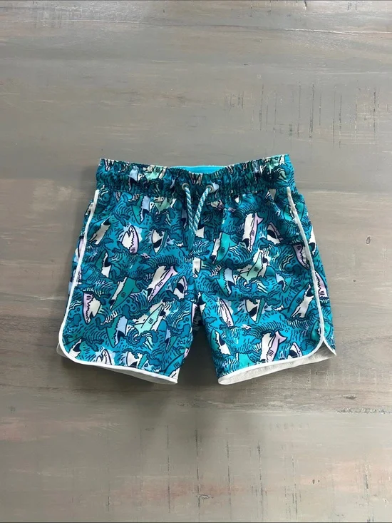 🌊 Like new! 4T Shark Print Swim Shorts Trunks. 🌊 + 🦈