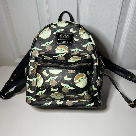 Disney Parks Loungefly Grogu‎ Baby Yoda STAR WARS Mandalorian Mini Backpack Used