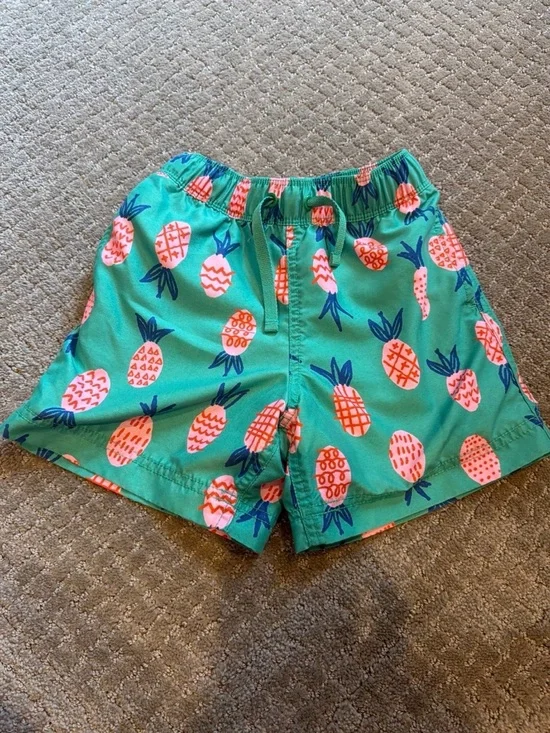 Hanna Andersson Pineapple Print Pull-On swim Shorts