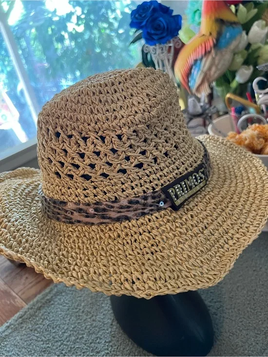Primos unisex Straw Hat Size 7 Bendable Rim EUC