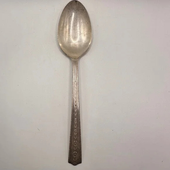 Vintage WALLACE BROS Silver Plate AA 1 Large serving Spoon (8.5