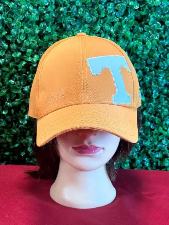 New Era University of Tennessee Volunteers Fitted Hat L/XL Orange Cap