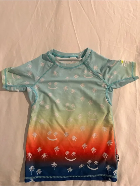 LIMITED EDITION MOLO SWIM BOY SIZE 7/8 BATHING SUIT RASHGUARD