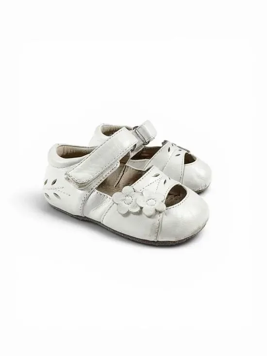 See Kai Run Smaller White Leather Floral Mary Jane Shoes 6–9 Months