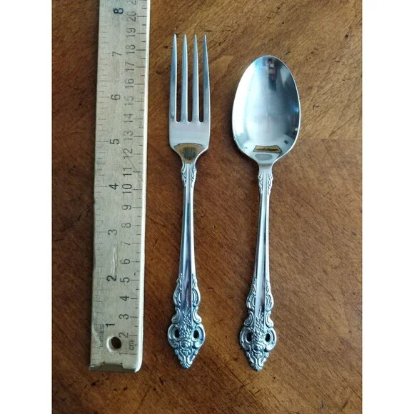Oneida Community CHERBOURG Stainless Dinner Fork 7.2