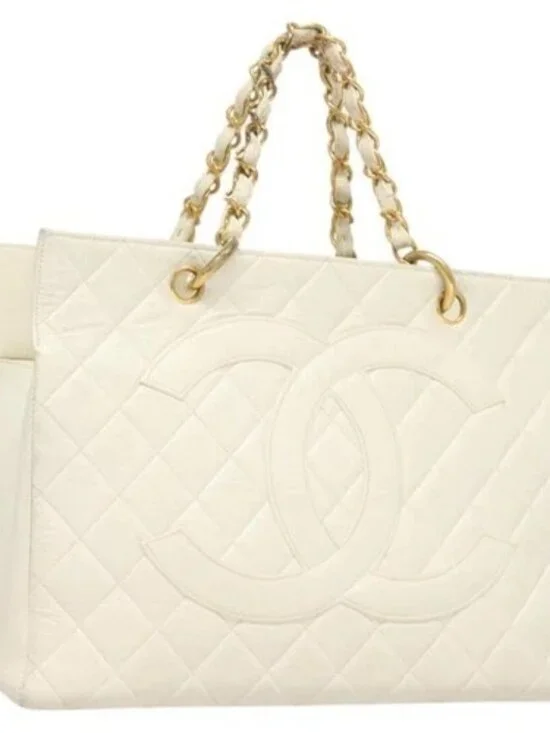 CHANEL Matelasse Chain Hand Bag Grained Calf Skin White Gold CC Auth bs26565