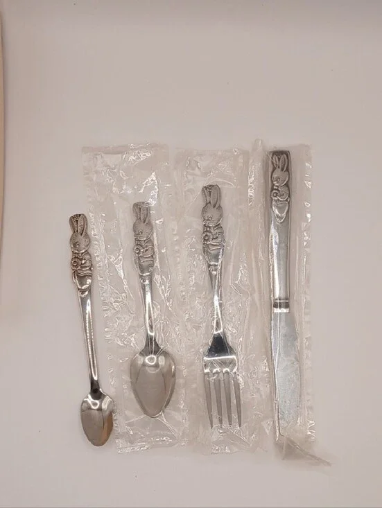 Oneida Peter Rabbit Child's Vtg Stainless Flatware Set of 4 (3 new, 1 used)