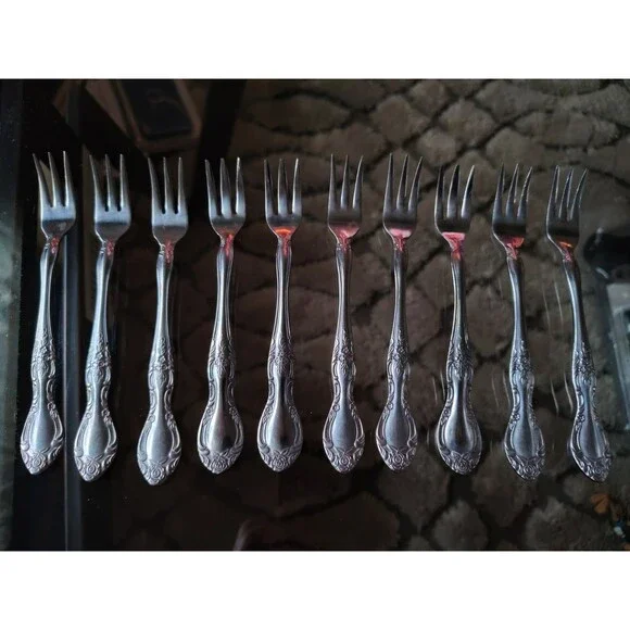 10 Reba Craft By Reed Barton Cocktail & Appetizer Forks Koren