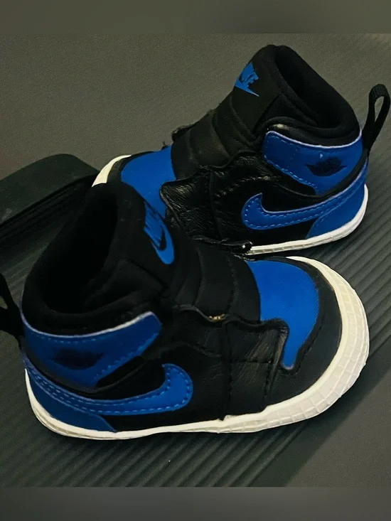 ✨Jordan 1 Crib Bootie ‘Royal’, Infant / Toddler Size 2C✨