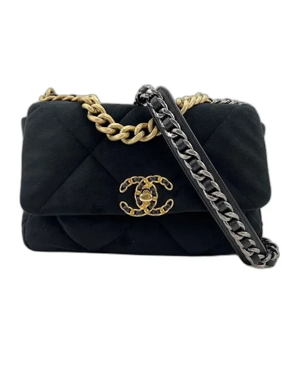 Chanel Shoulder Bag Quilted