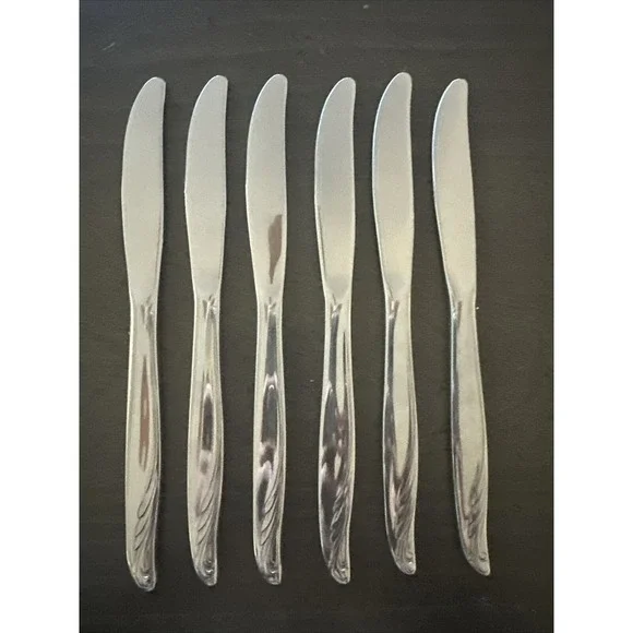 Wm‎ Rogers Bermuda Dinner Knives 7.75