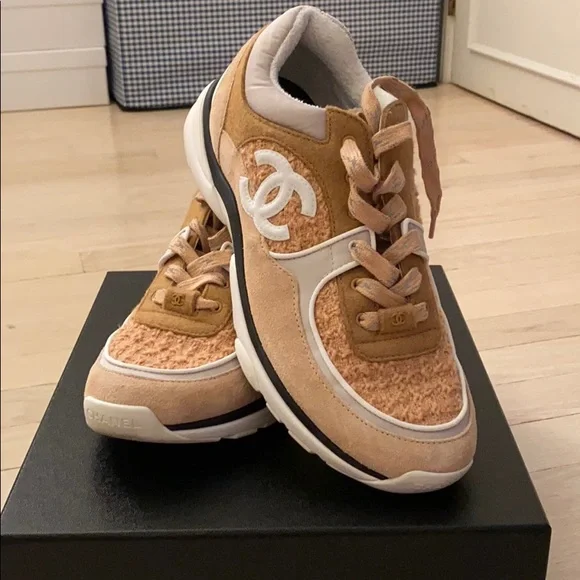CHANEL Beige and White Tweed Suede Sneakers
