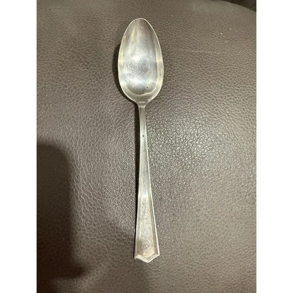 Joseph Seymour Mfg Co Sterling Silver Teaspoon Art Geometric Pattern 20 grams‎