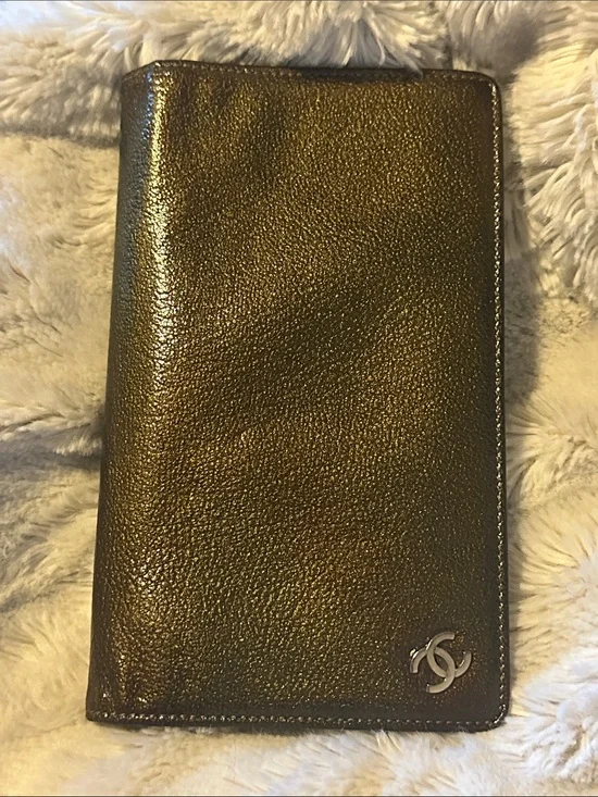 CHANEL Vintage Brown Leather CC Wallet AUTHENTIC