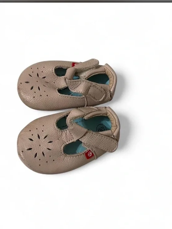 Zutano Kids Soft Leather Mary Jane Shoes in Tan