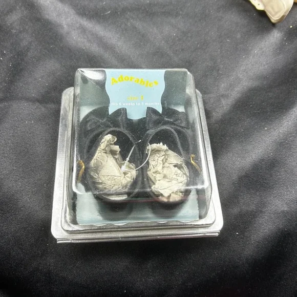Adorables Baby Girl Black Velvet Bow Mary Jane Crib Shoes Size 1 Style 62011