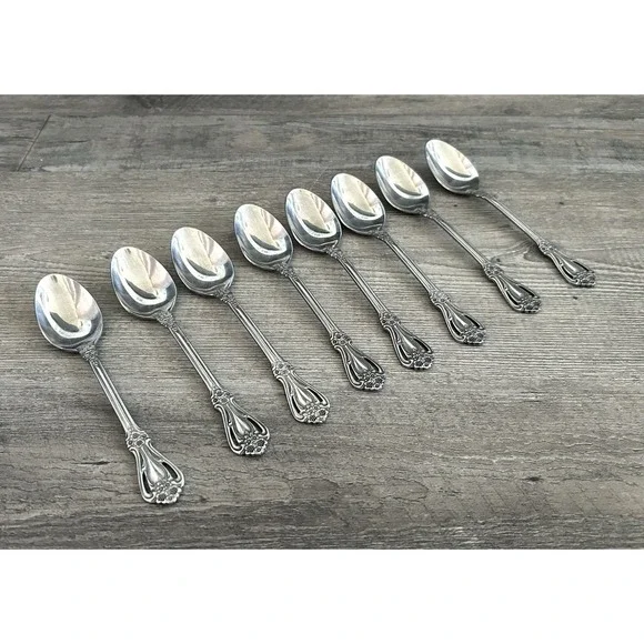 Stanley Roberts Rogers Teaspoons Stainless Valentine Set‎ Of 8 Pierced 6-1/8