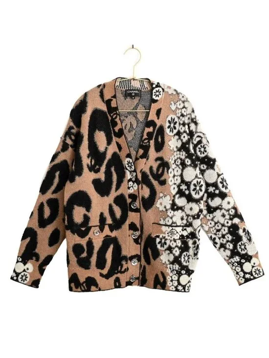 Chanel Top Cardigan Beige