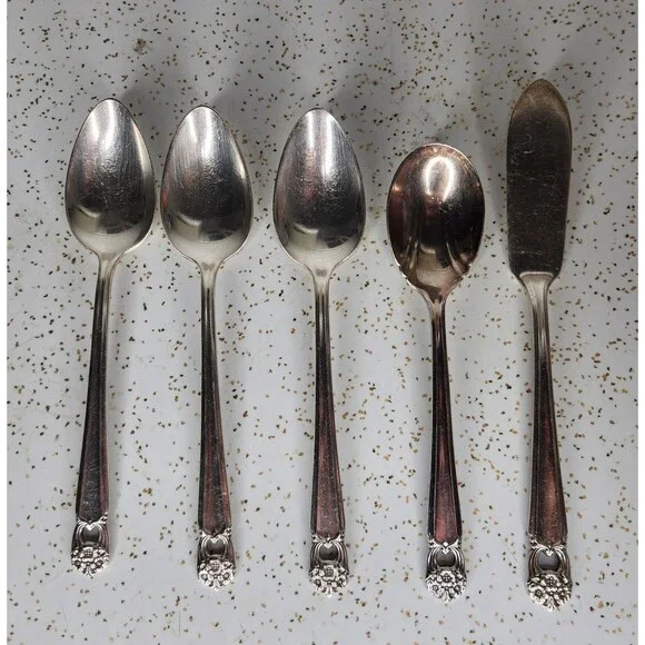1847 Rogers Bros Silver Plate  Eternally Yours Set of 5 Lot Spoons Butter Knife
