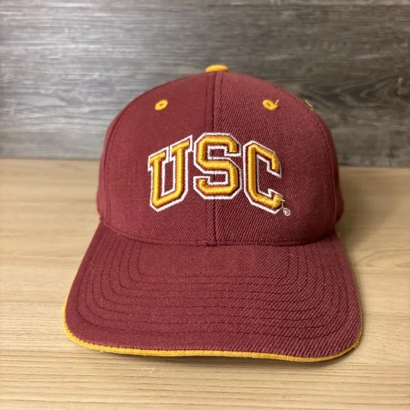 USC Trojans Hat Cap‎ Fitted Mens 7 1/8 Maroon Yellow NCAA College Football