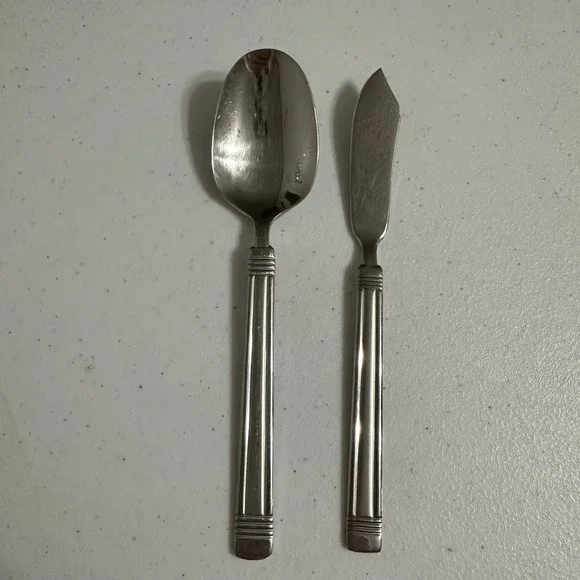 J.A. Henckels Savant Tablespoon & Butter Spreader 18/10 Stainless Steel 2 pc