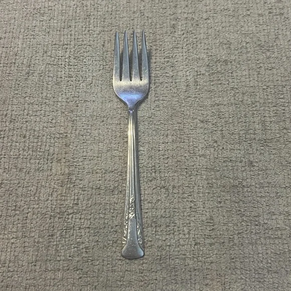 Camelia Silver Plate Salad Fork Vintage Floral Pattern Flatware Silverware
