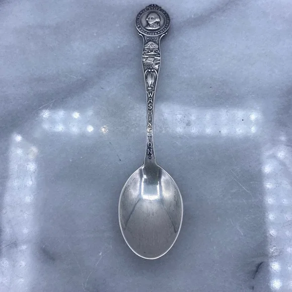 Mayer Bros Sterling Silver Washington State Souvenir Spoon Mount Rainier 4 Inch